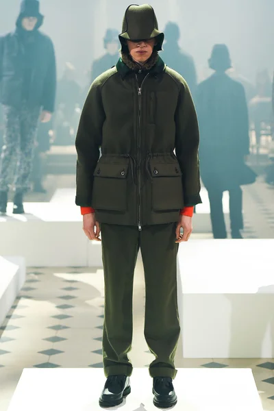 Look 23